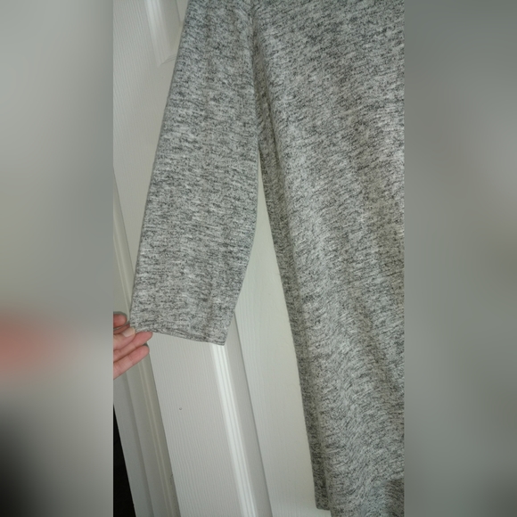 Chelsea and Theodore Top - Picture 3 of 5